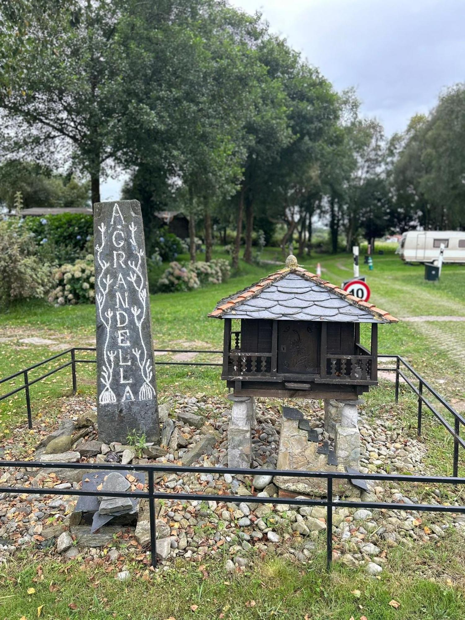 Camping A Grandella El Franco ภายนอก รูปภาพ