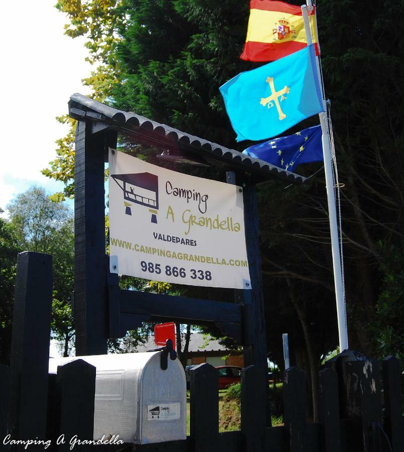 Camping A Grandella El Franco ภายนอก รูปภาพ